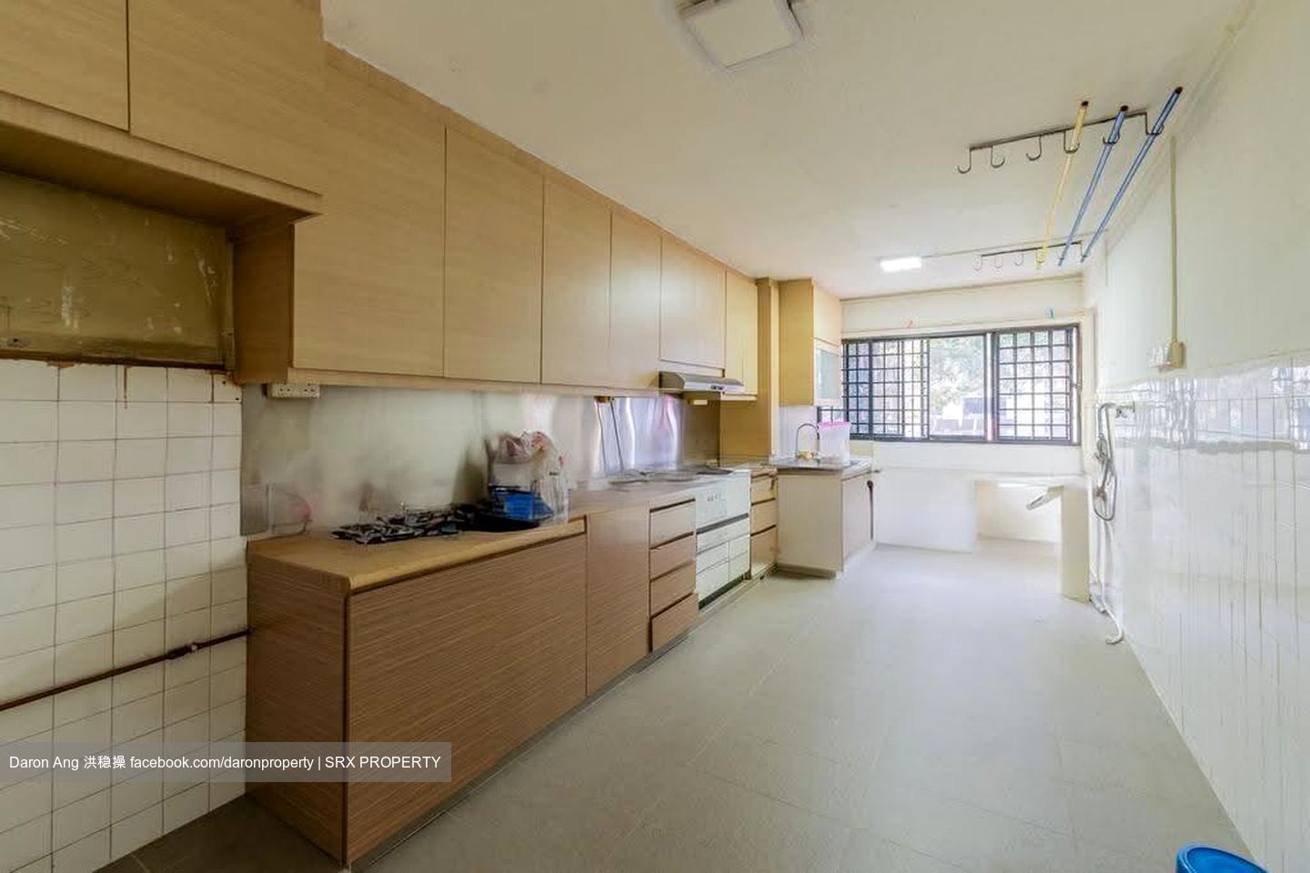 Blk 214 Bedok Town Centre (Bedok), HDB 3 Rooms #636652961
